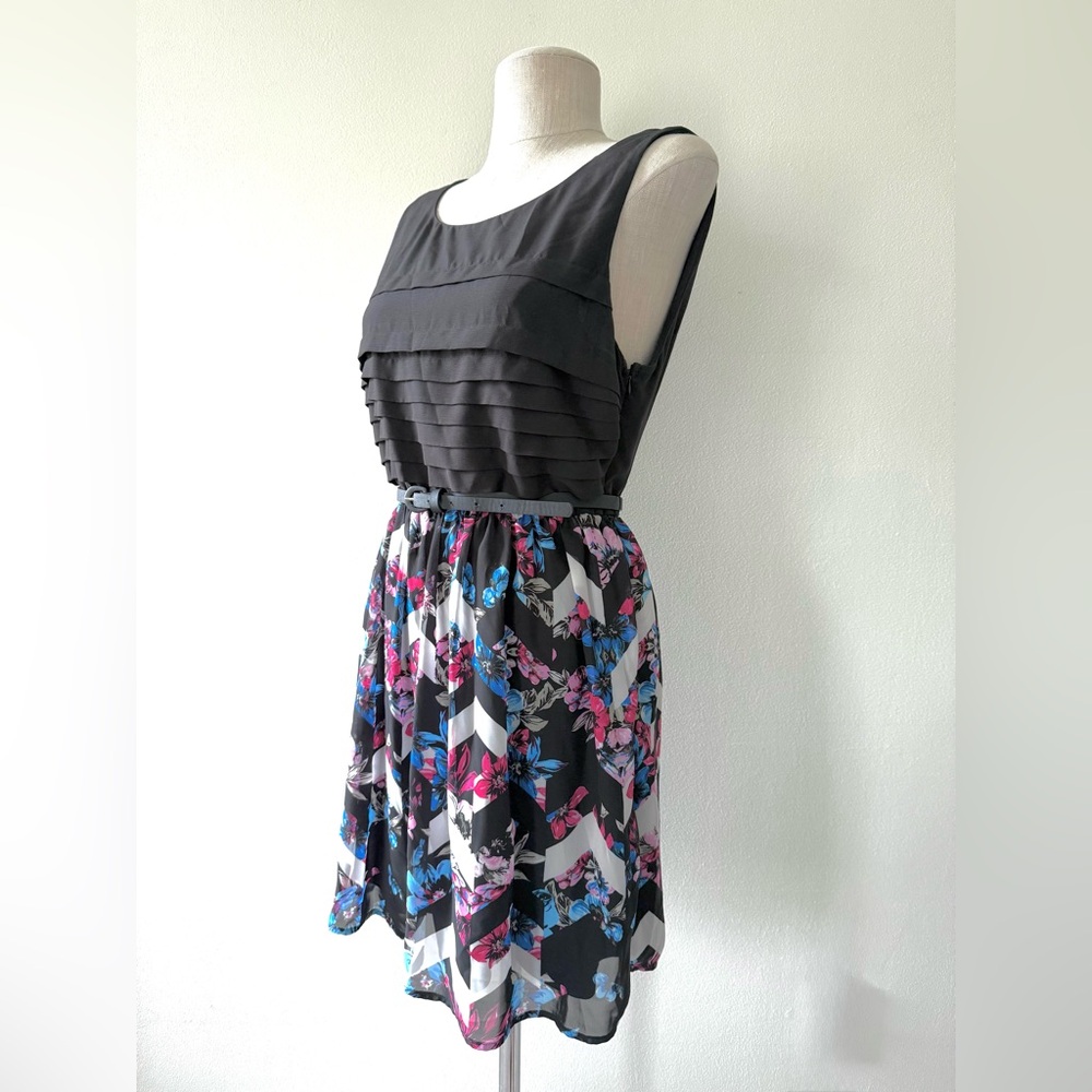 Lily Rose Black and Multicolor Chevron Floral Chiffon Fit and Flare Dress - Picture 4 of 13